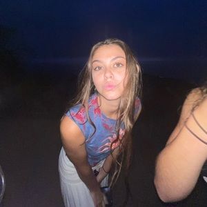 Meet your Posher, Abby